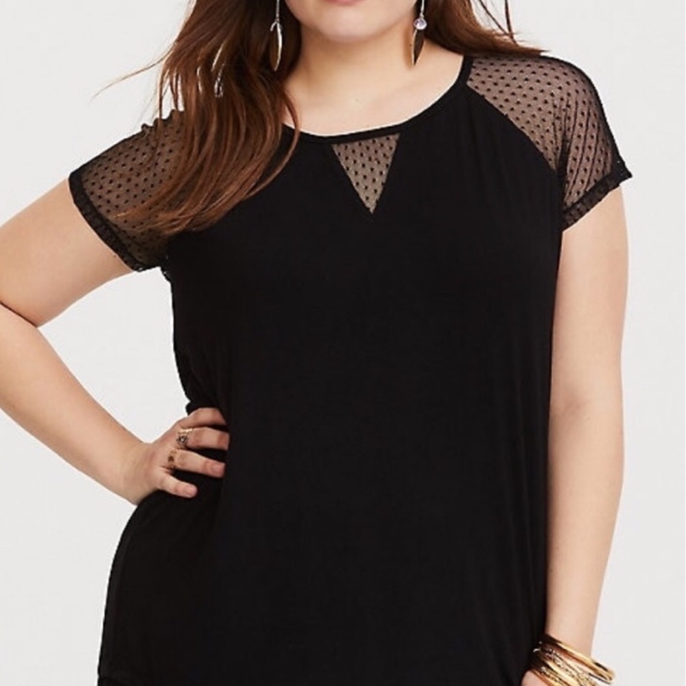 Torrid black tee with mesh sleeves, Sz 2X, NWOT